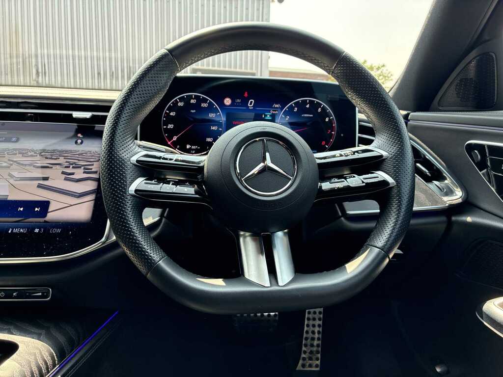 Mercedes-Benz E Class E200 Amg Line Premium Plus 9G-tronic White #9