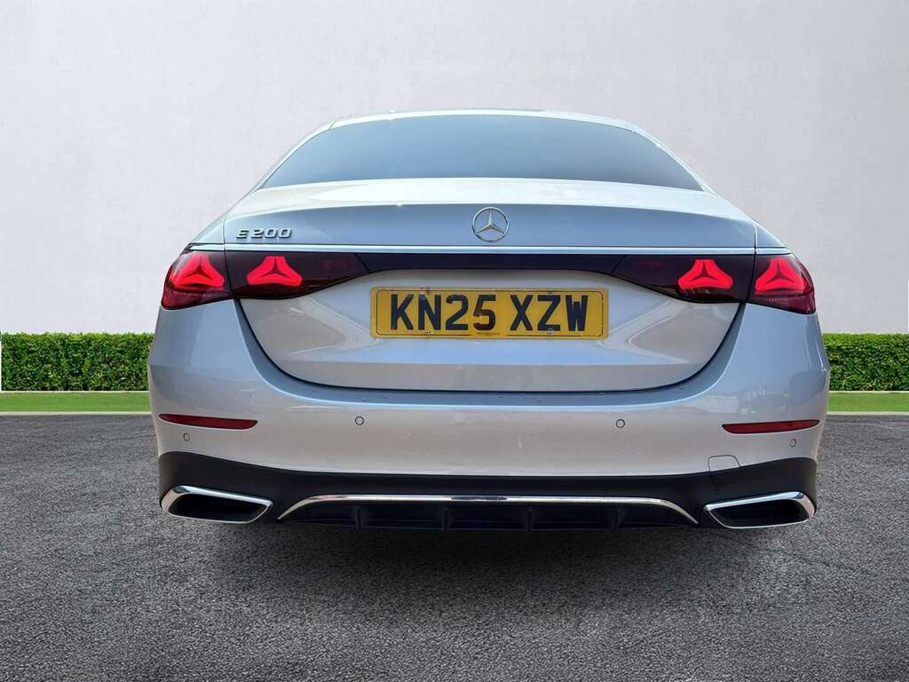 Mercedes-Benz E Class E200 Amg Line 9G-tronic Silver #4