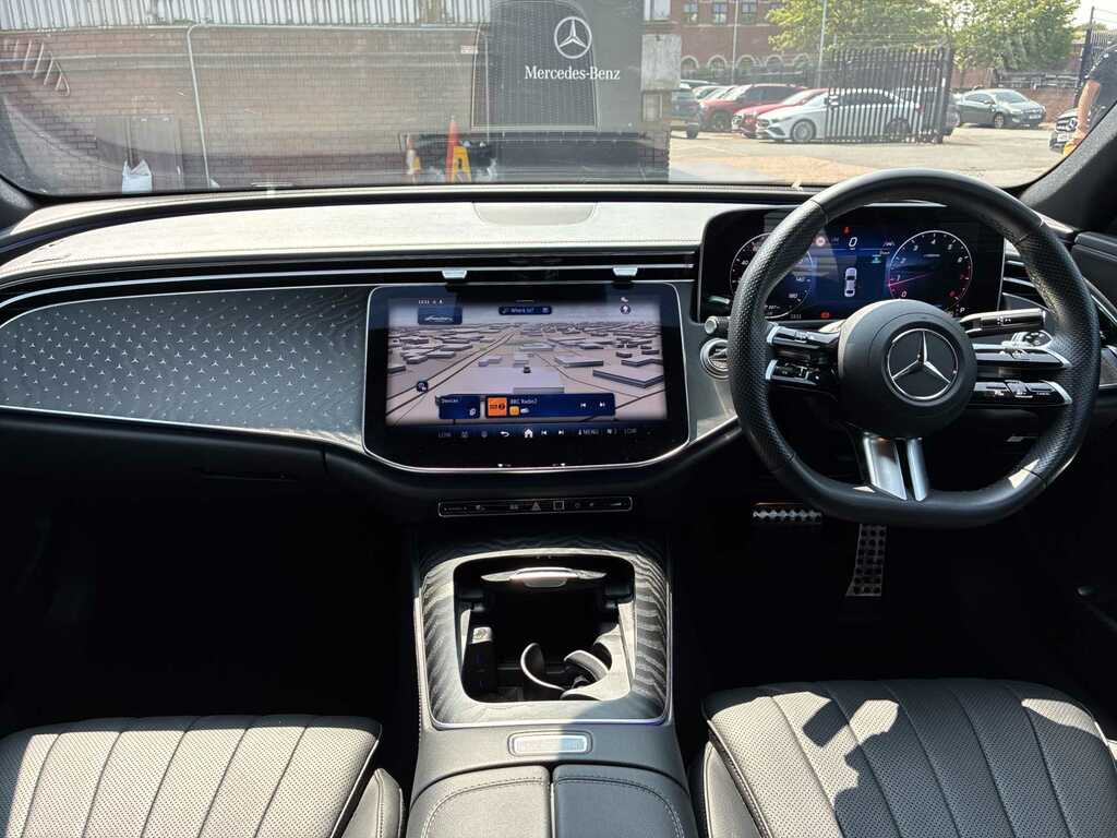 Mercedes-Benz E Class E200 Amg Line Premium Plus 9G-tronic White #8