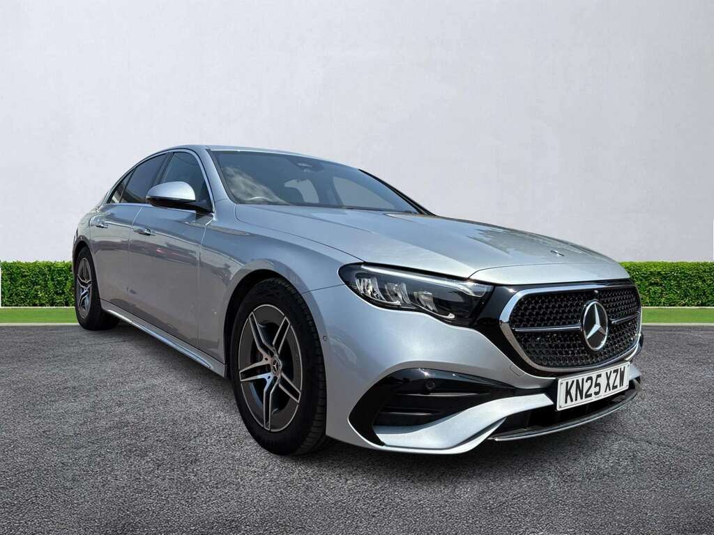 Mercedes-Benz E Class E200 Amg Line 9G-tronic Silver