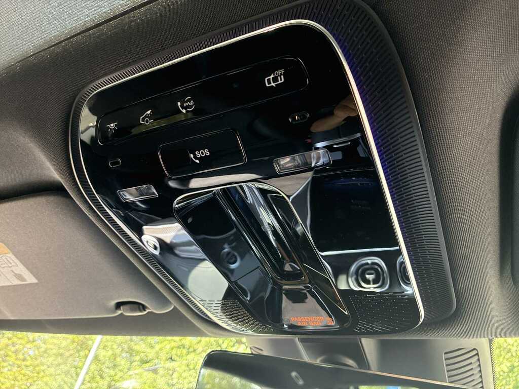 Mercedes-Benz C Class Saloon Black #44