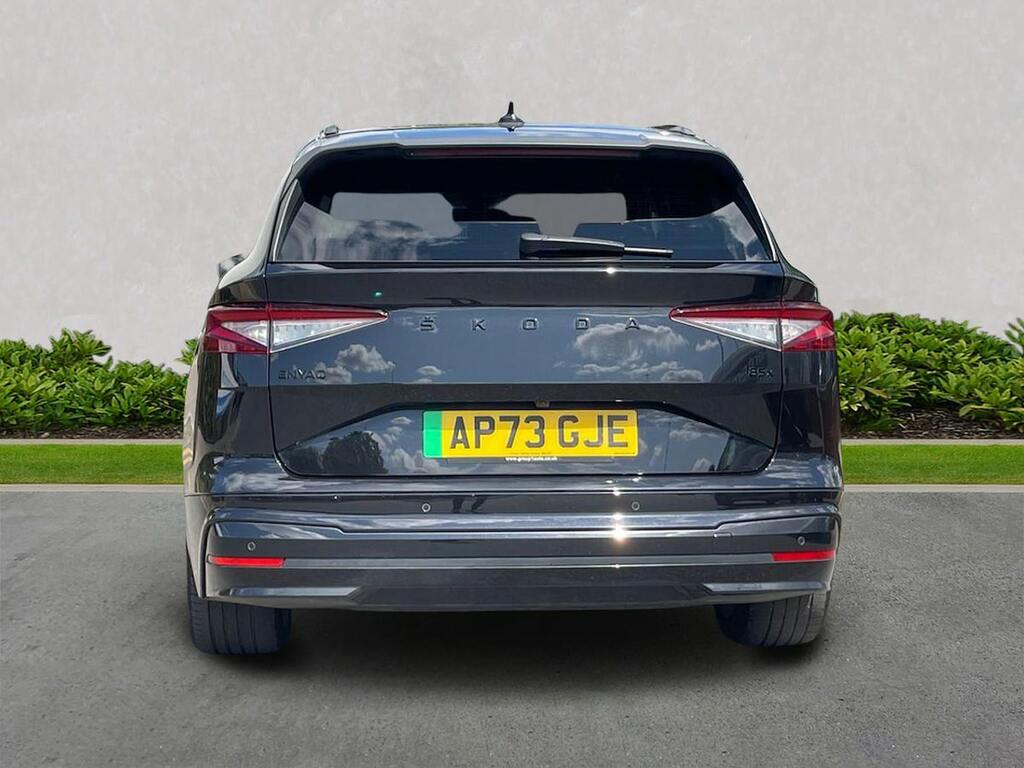 Skoda ENYAQ 210Kw 85 Sportline Plus 82Kwh Black #4