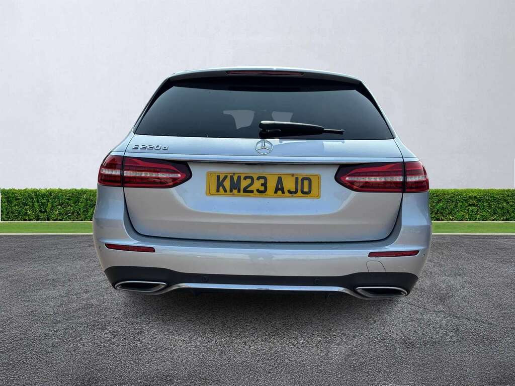 Mercedes-Benz E Class E220d 200 Amg Line Premium 9G-tronic Silver #4