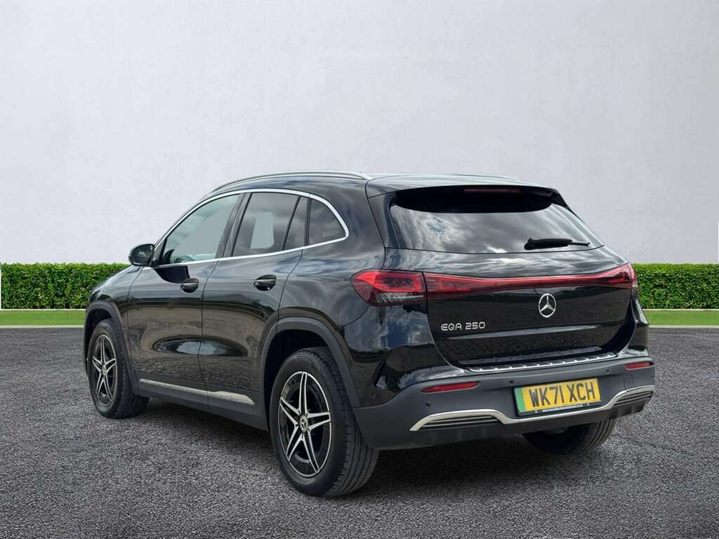 Mercedes-Benz EQA Eqa 250 140Kw Amg Line 66.5Kwh Black #5