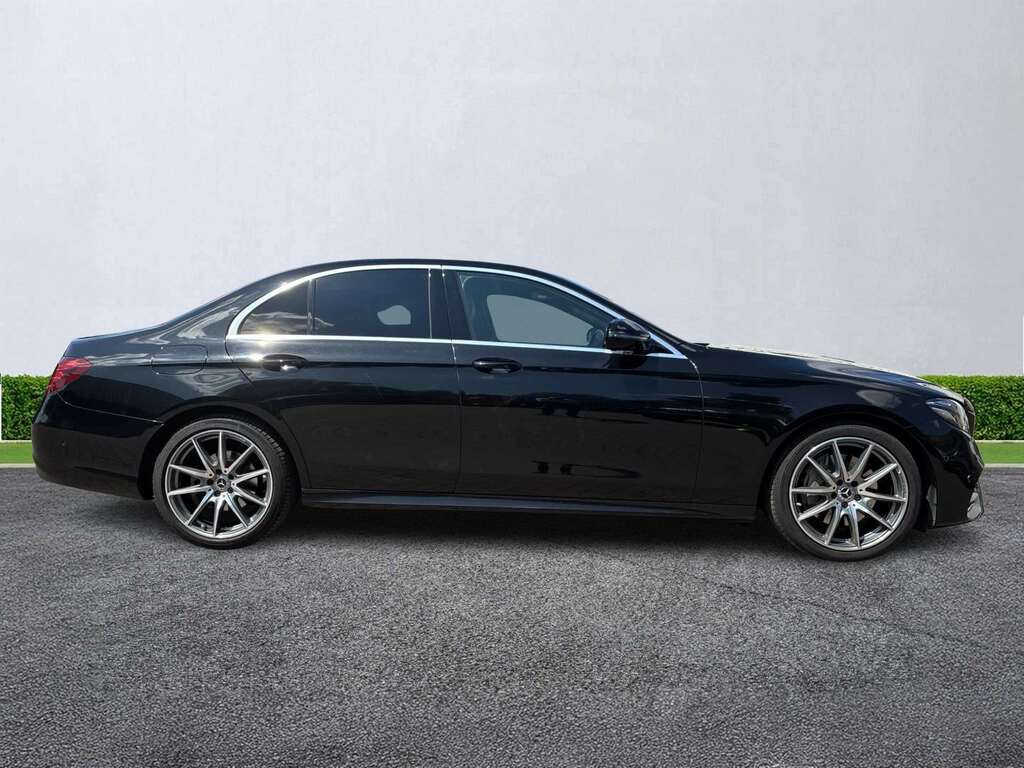 Mercedes-Benz E Class E220d Amg Line Edition Premium 9G-tronic Black #3