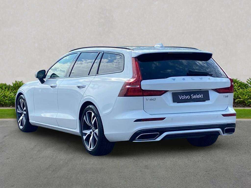 Volvo V60 2.0 T5 250 R Design Plus White #2