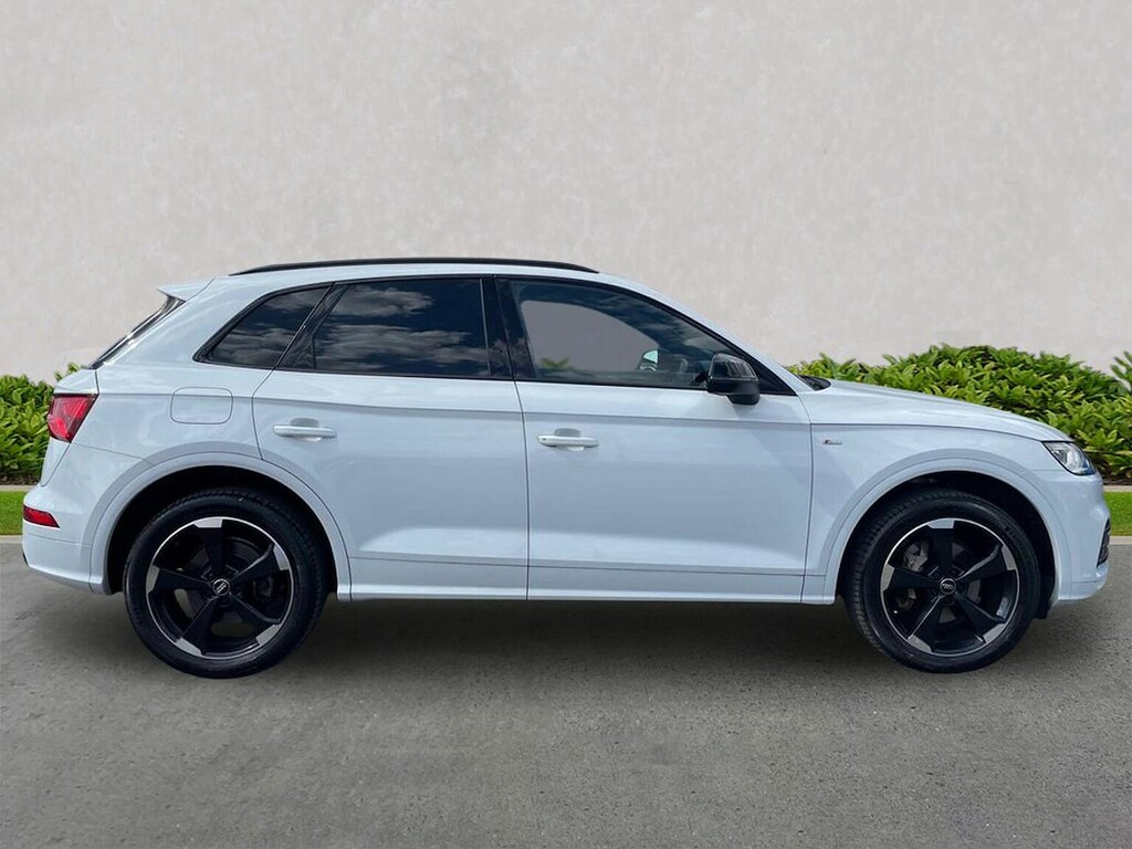 Audi Q5 2.0 Tdi 40 Black Edition Suv S Tronic Q White #3