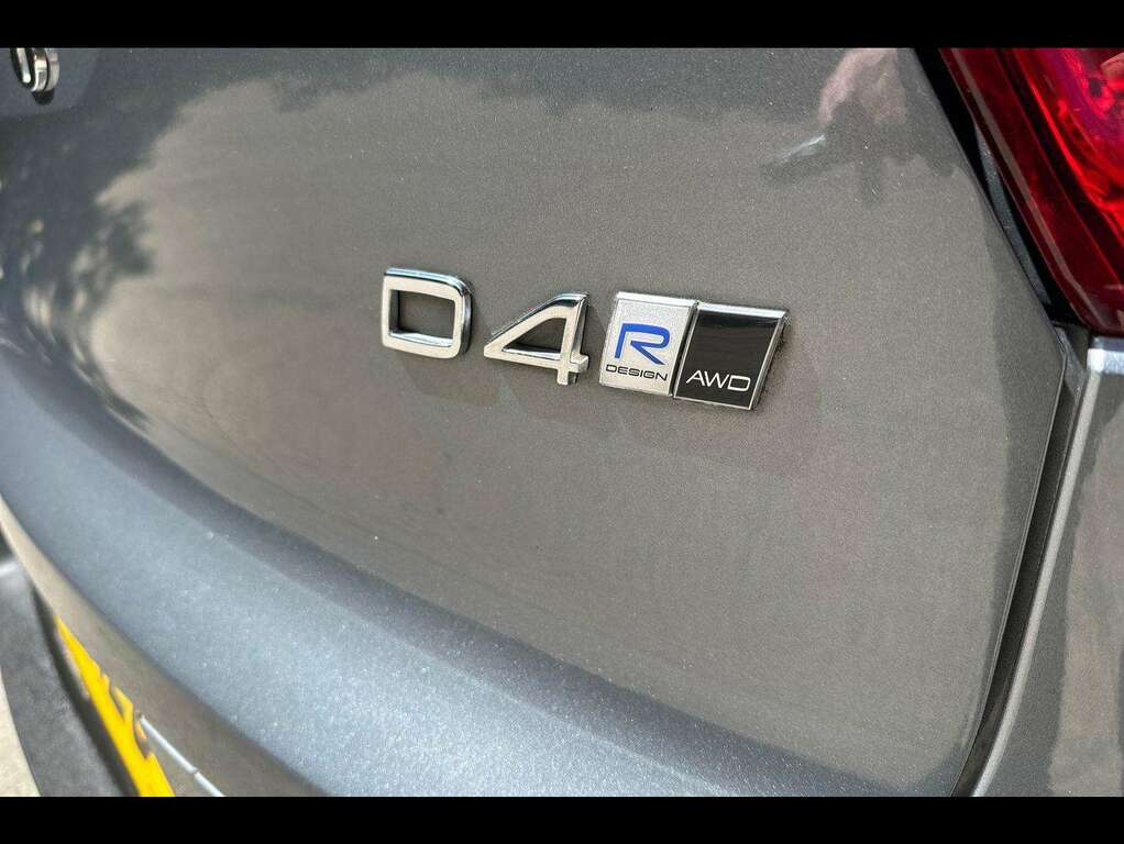 Volvo XC40 2.0 D3 R Design Pro Grey #35