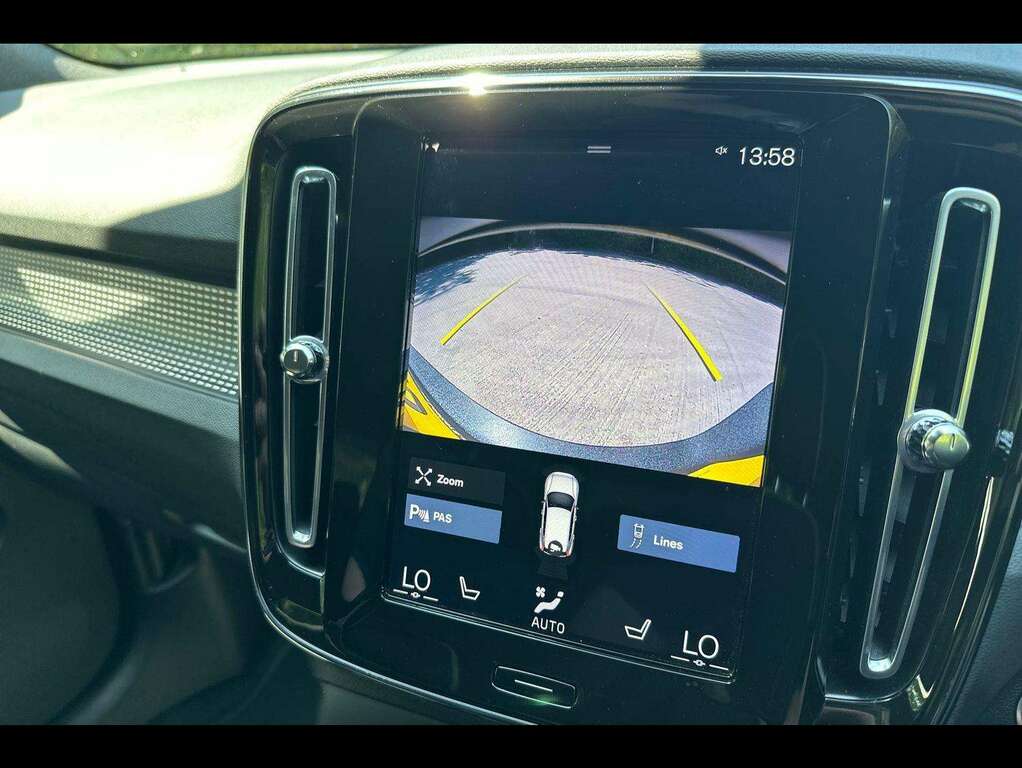 Volvo XC40 2.0 D3 R Design Pro Grey #23