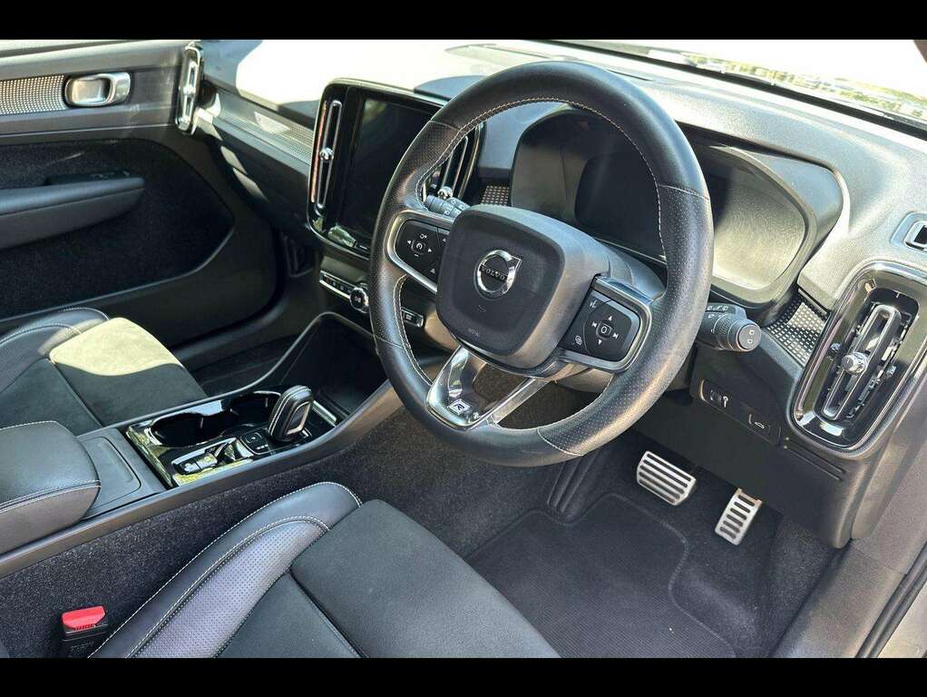 Volvo XC40 2.0 D3 R Design Pro Grey #15