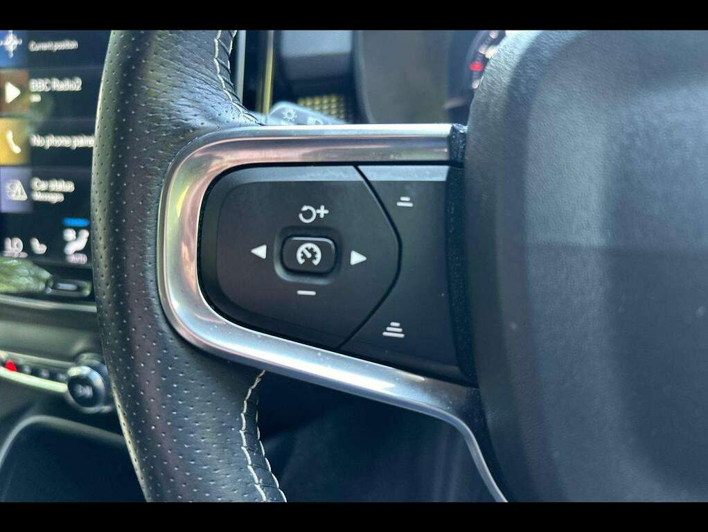Volvo XC40 2.0 D3 R Design Pro Grey #27