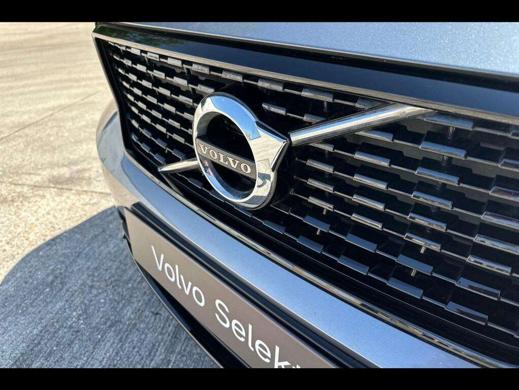 Volvo XC40 2.0 D3 R Design Pro Grey #33
