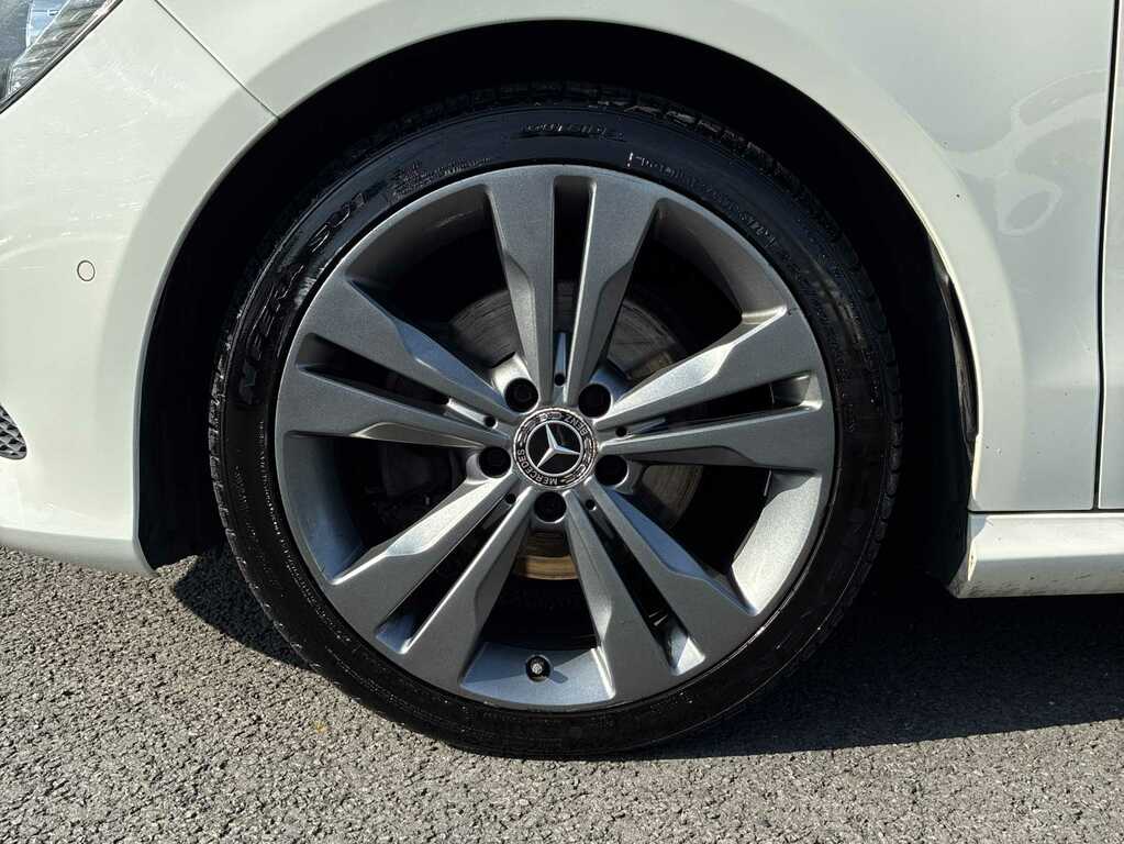 Mercedes-Benz CLA Class Cla 200D Sport White #6