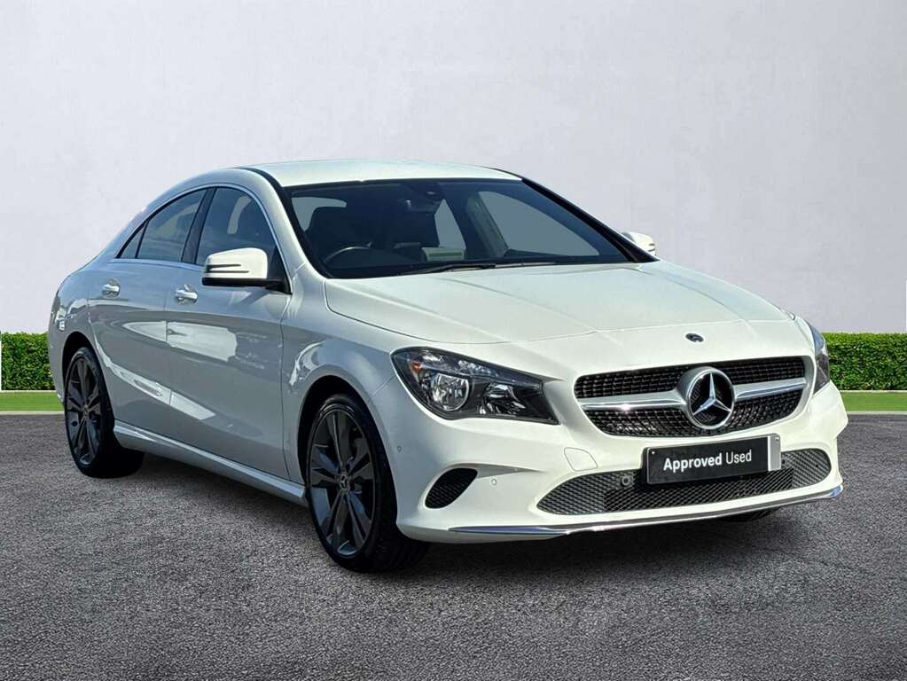 Mercedes-Benz CLA Class Cla 200D Sport White