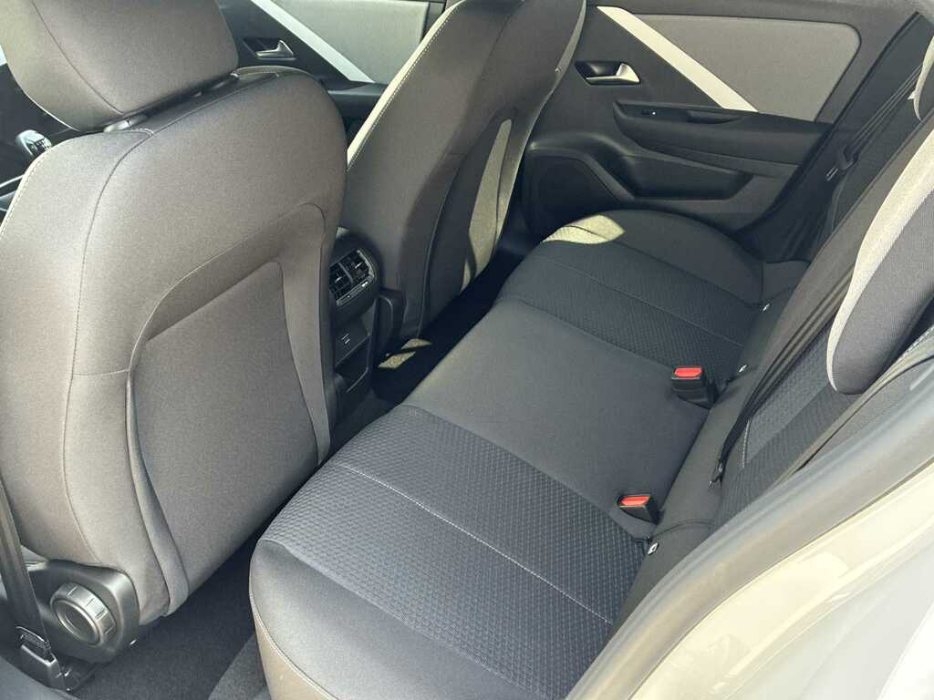 Vauxhall Astra Vauxhall Astra Gs White #15