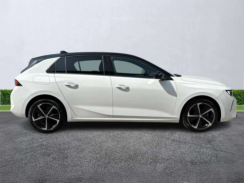 Vauxhall Astra 1.2 Turbo 130 Griffin White #3
