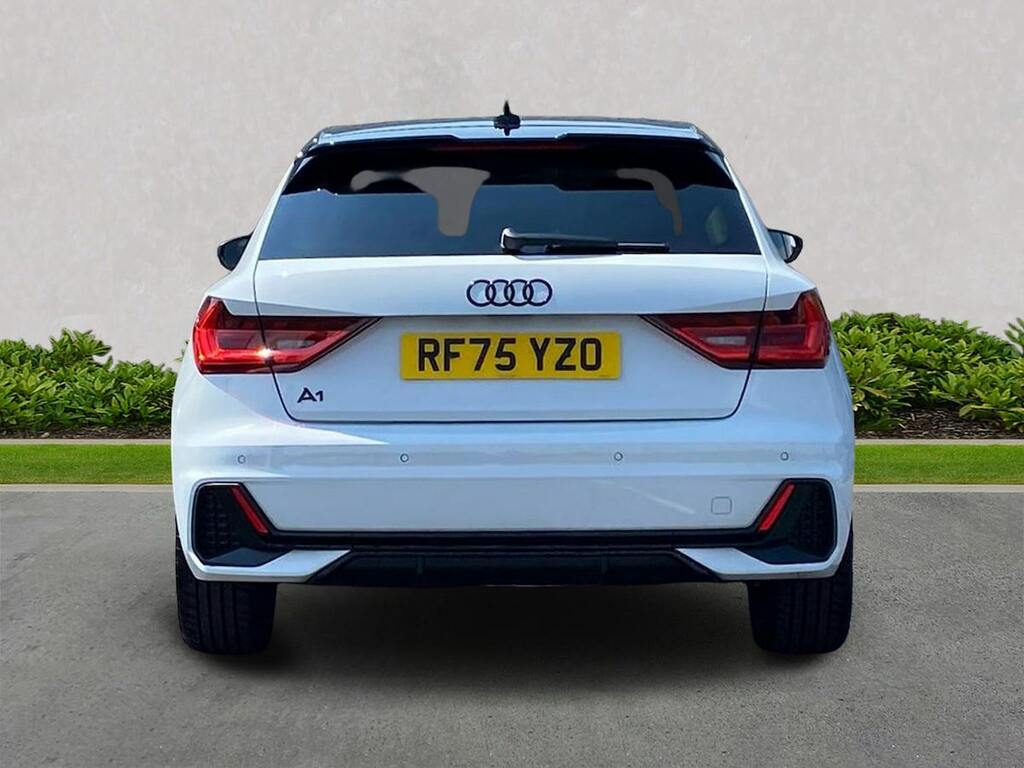 Audi A1 30 Tfsi Black Edition S Tronic White #4