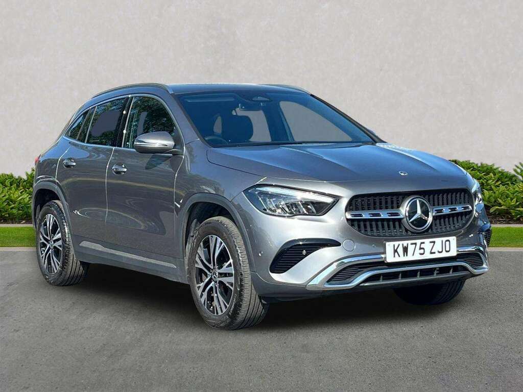 Mercedes-Benz GLA Class Gla 200D Sport Executive Grey