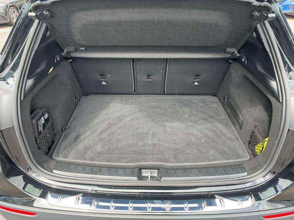 Mercedes-Benz GLA Class Gla 200 Amg Line Executive Grey #17