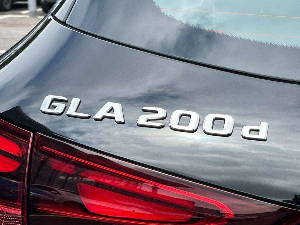 Mercedes-Benz GLA Class Gla 200 Amg Line Executive Grey #35