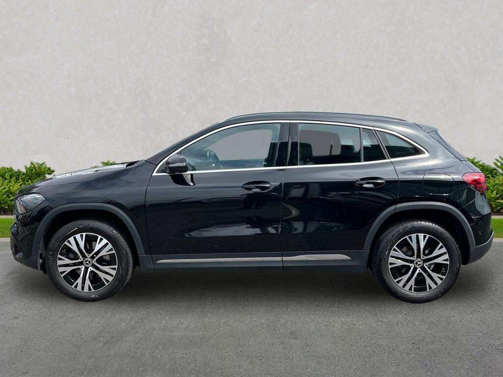 Mercedes-Benz GLA Class Gla 200 Amg Line Executive Grey #19