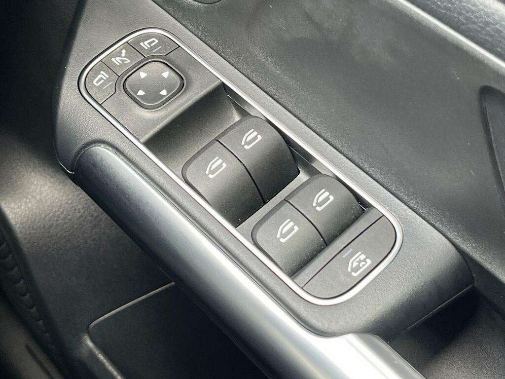 Mercedes-Benz GLA Class Gla 200 Amg Line Executive Grey #21