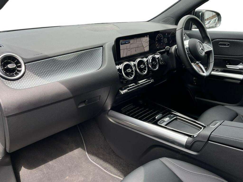 Mercedes-Benz GLA Class Gla 200 Amg Line Executive Grey #7