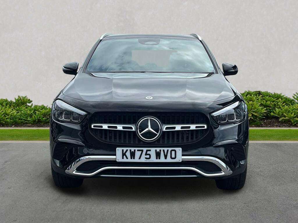 Mercedes-Benz GLA Class Gla 200D Sport Executive Black #5