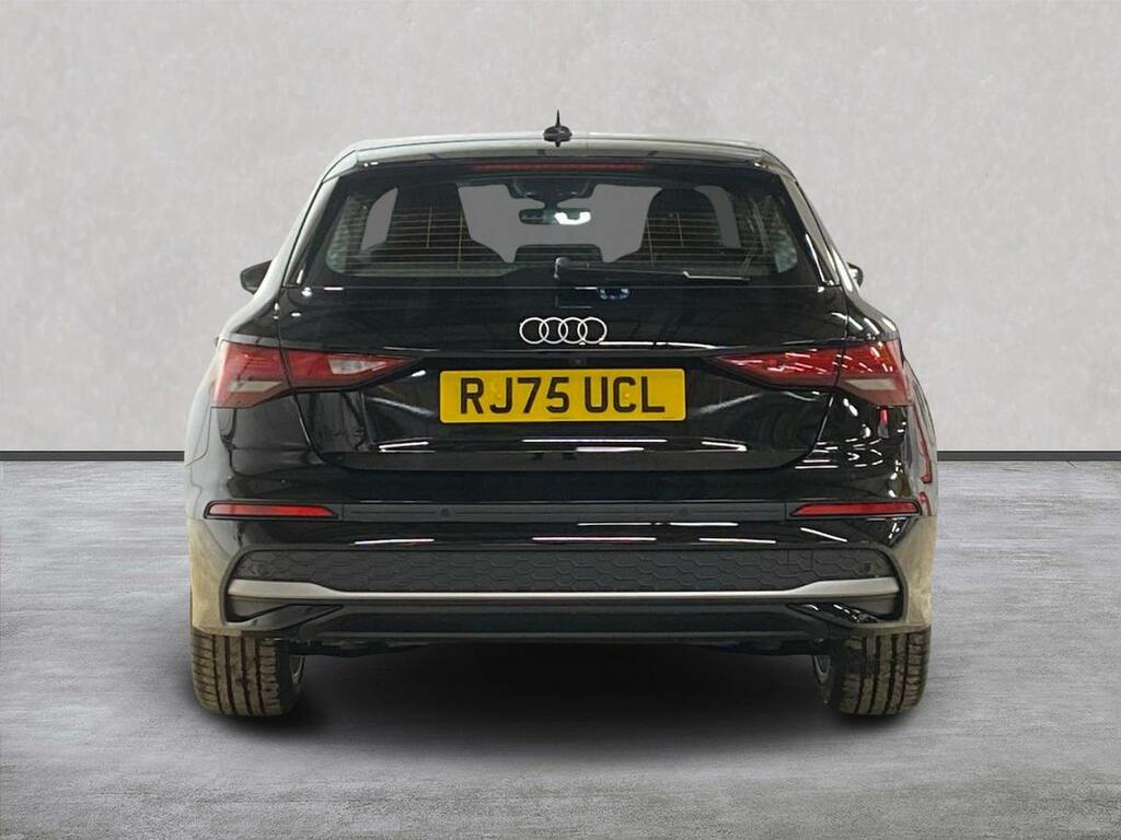 Audi A3 1.5 Tfsie Sport Sportback Plug-in Hybri Black #4