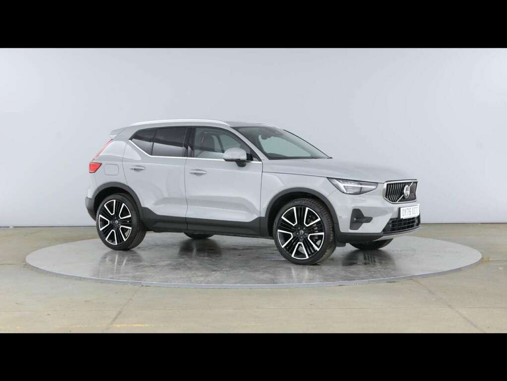 Volvo XC40 Plus B4 Mild Hybrid Dark Blue #27