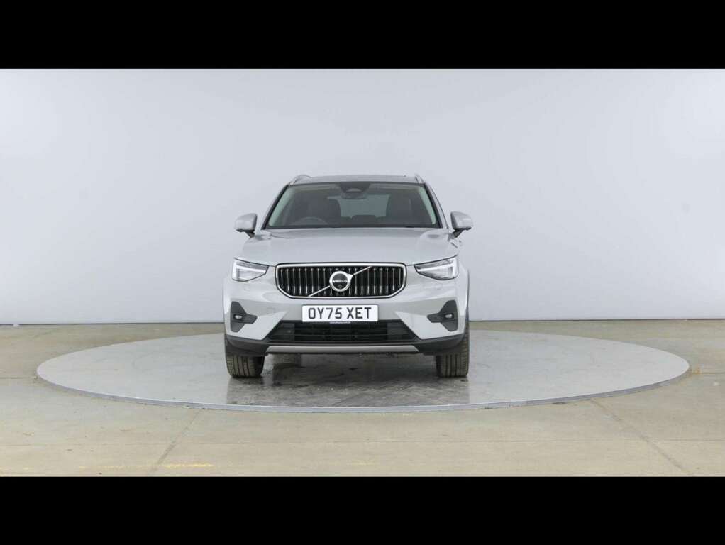 Volvo XC40 Plus B4 Mild Hybrid Dark Blue #37