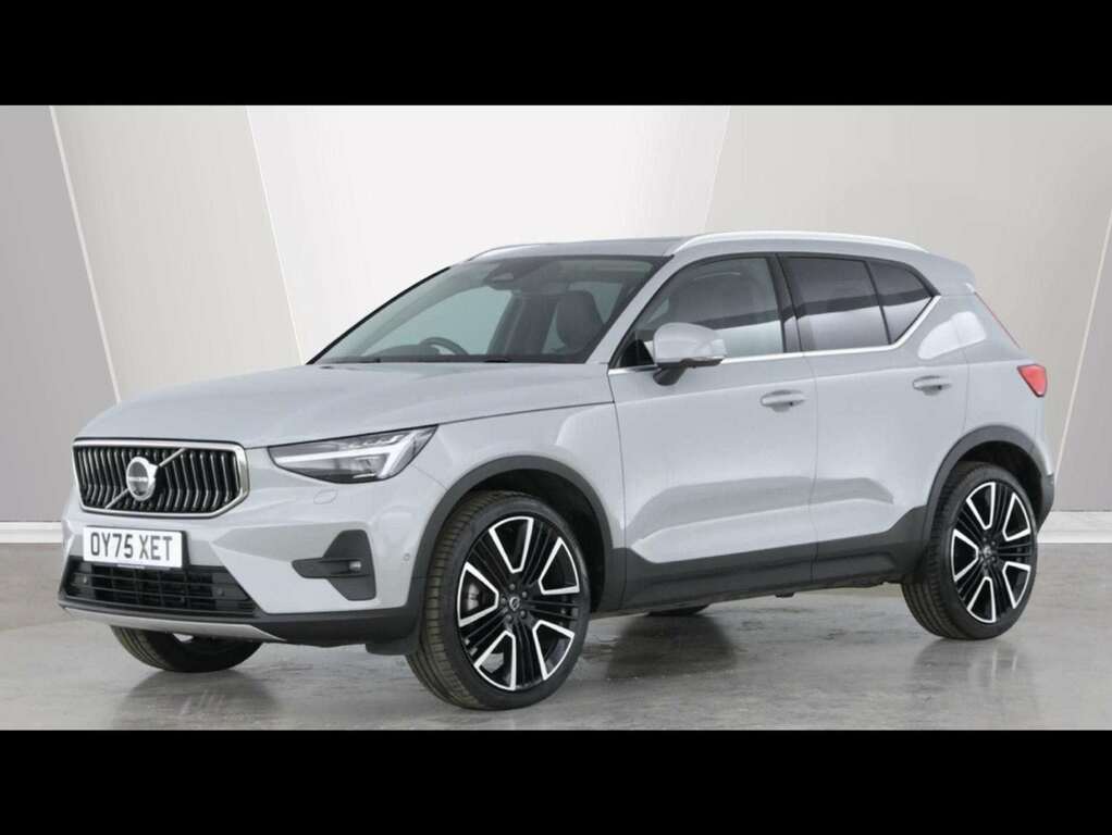 Volvo XC40 Plus B4 Mild Hybrid Dark Blue #7