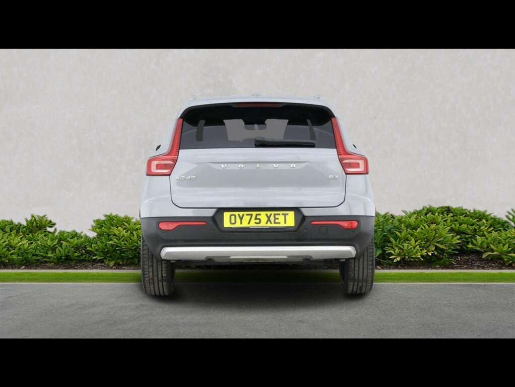Volvo XC40 2.0 B3p Ultra Dark Grey #4