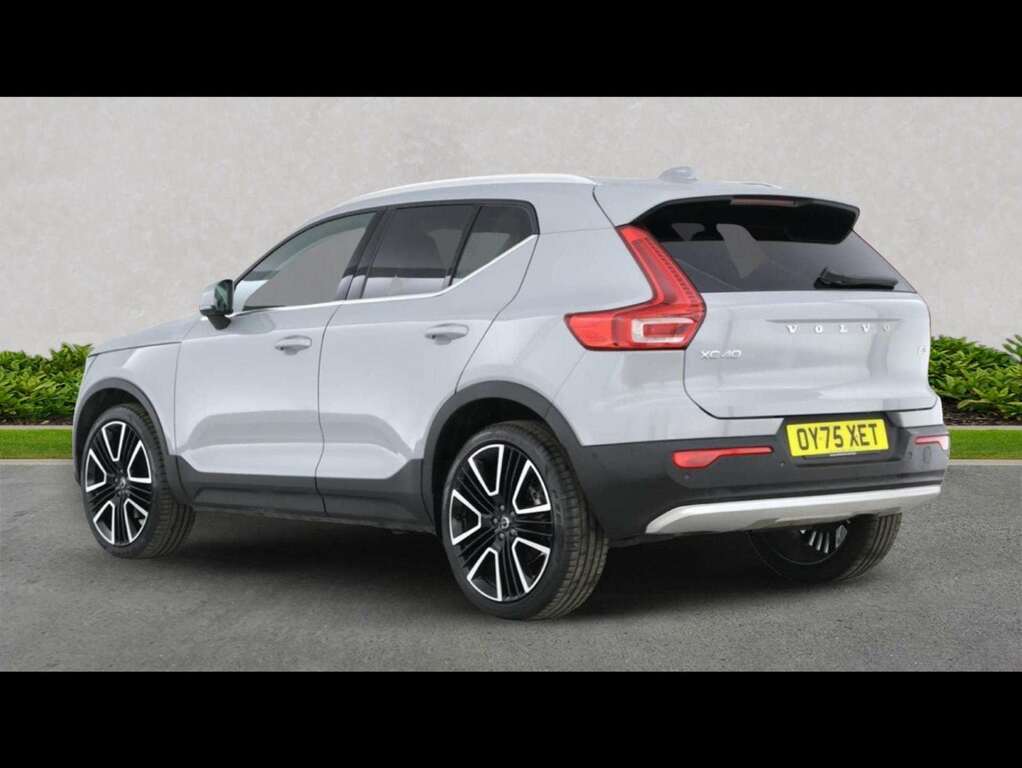 Volvo XC40 2.0 B3p Ultra Dark Grey #2
