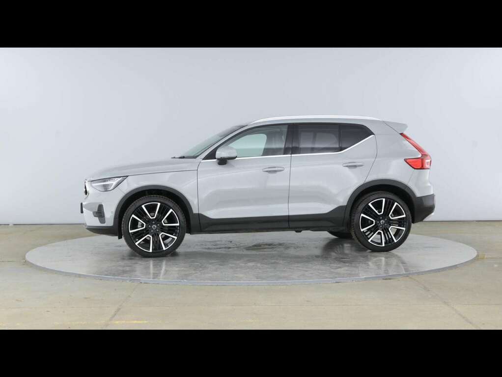 Volvo XC40 Plus B4 Mild Hybrid Dark Blue #29