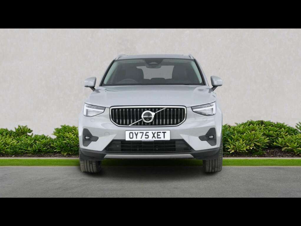 Volvo XC40 2.0 B3p Ultra Dark Grey #5
