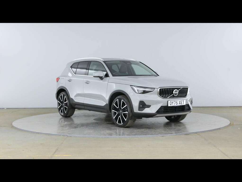 Volvo XC40 Plus B4 Mild Hybrid Dark Blue #33