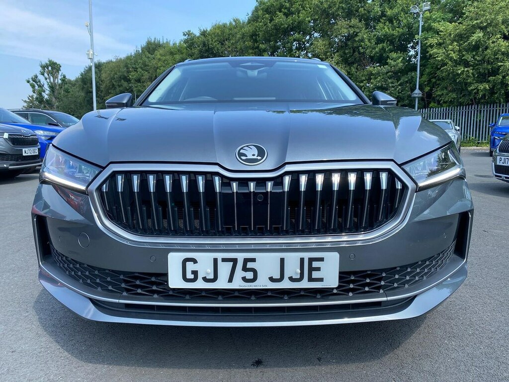 Skoda Superb 1.5 Tsi E-tec Se L Dsg White #39