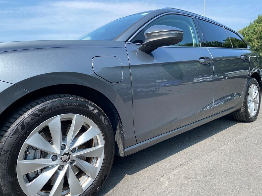 Skoda Superb 1.5 Tsi E-tec Se L Dsg White #40