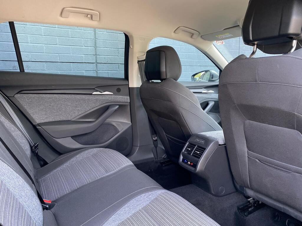 Skoda Superb 1.5 Tsi E-tec Se L Dsg White #32