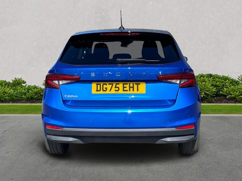 Skoda Fabia 1.5 Tsi Design Edition Hatchback Dsg Eu Blue #4