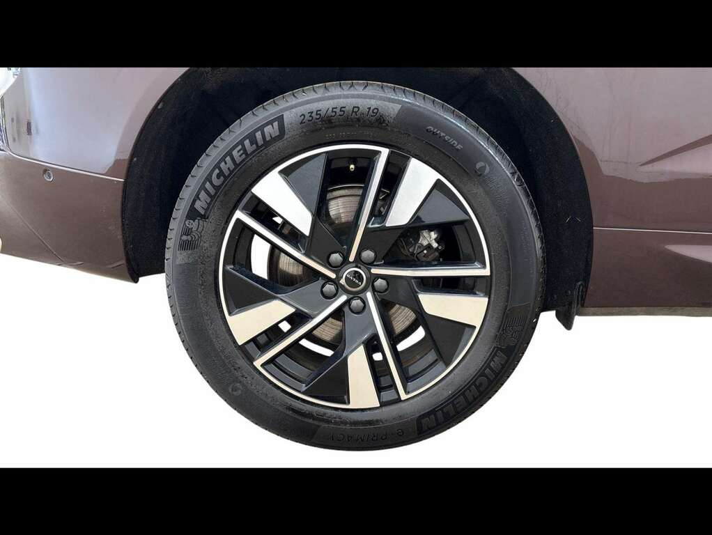 Volvo XC60 Plus Dark B5 250 Hp  #7
