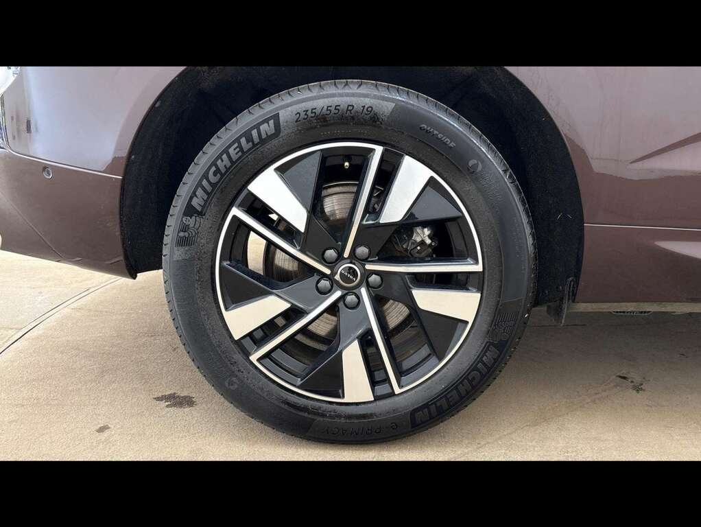 Volvo XC60 Plus Dark B5 250 Hp  #18