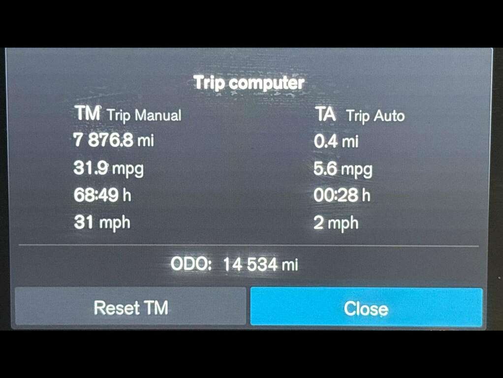 Volvo XC60 Plus Dark B5 250 Hp  #15