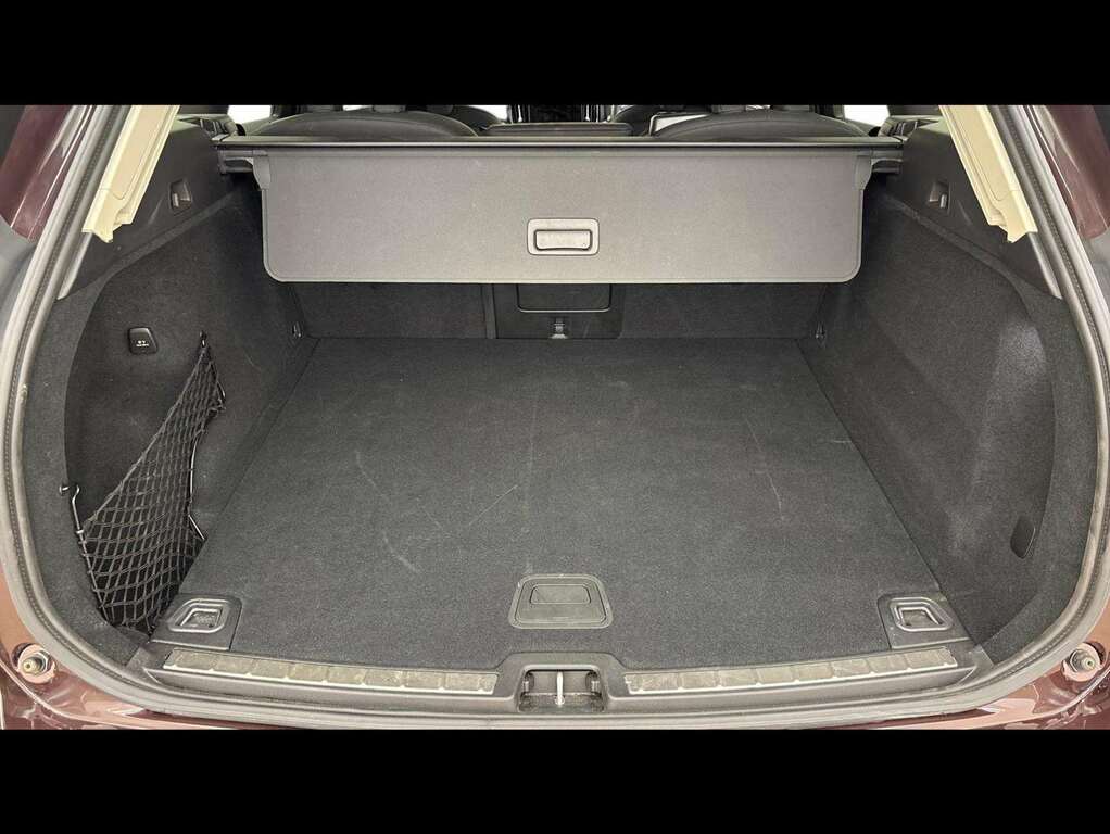 Volvo XC60 Plus Dark B5 250 Hp  #8