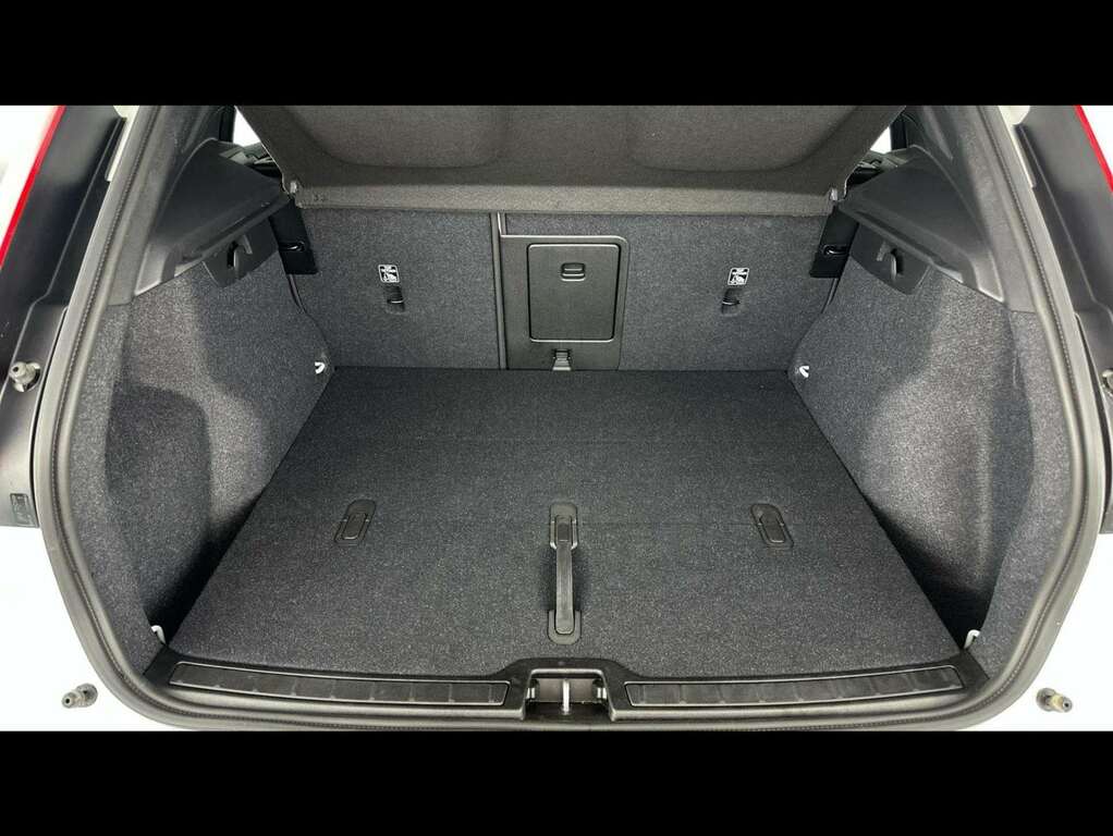 Volvo EX40 185Kw Extended Range Core 78Kwh Silver #15