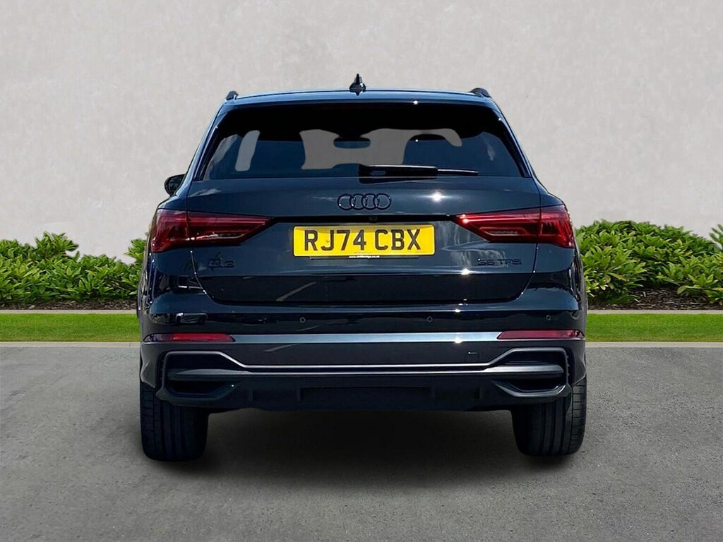 Audi Q3 1.5 Tfsi Cod 35 Black Edition Suv S Tro Black #4