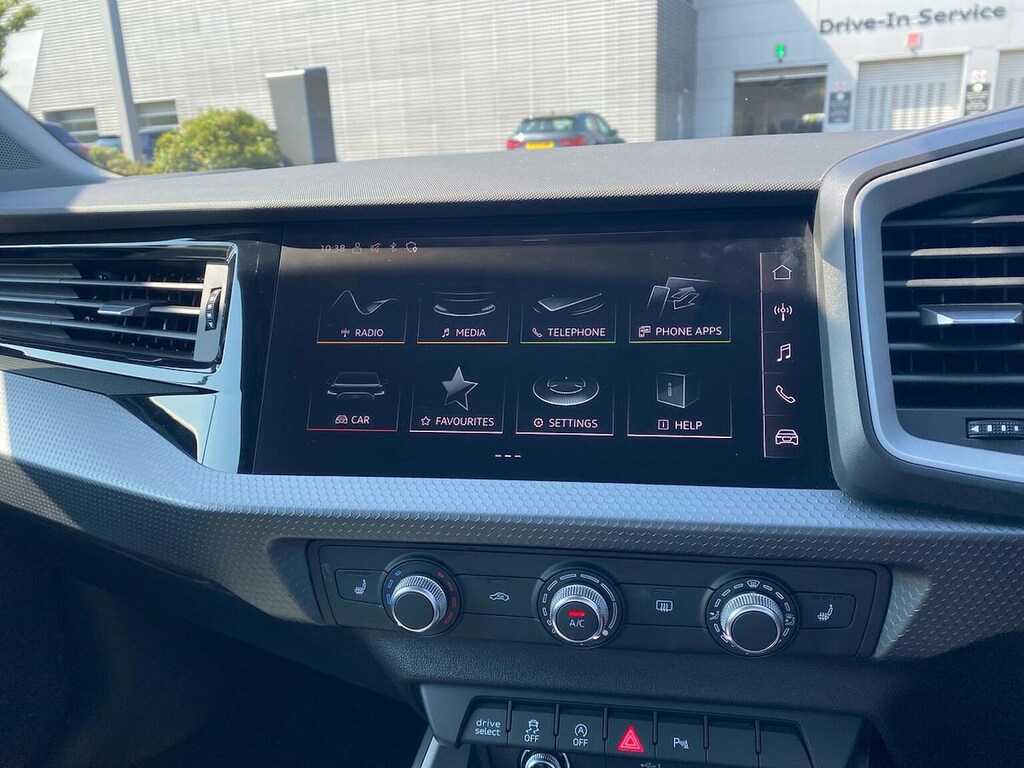 Audi A1 Black Edition 30 Tfsi 110 Ps 6-Speed White #25