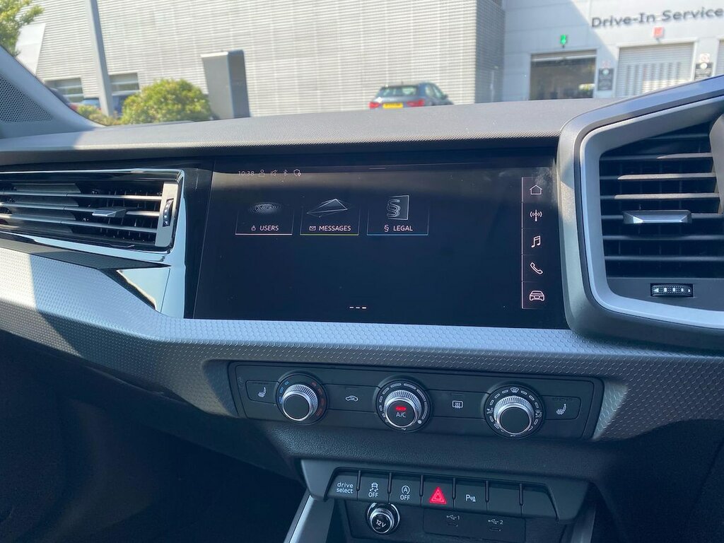 Audi A1 Black Edition 30 Tfsi 110 Ps 6-Speed White #24