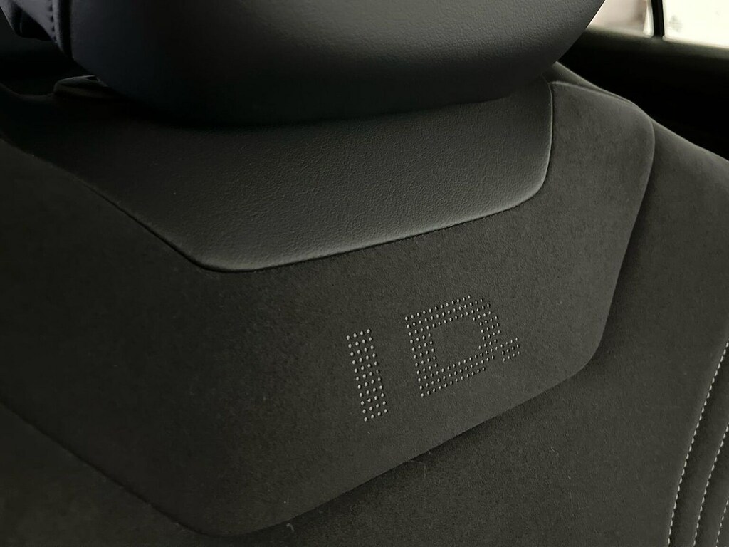 Volkswagen ID.4 77Kwh Match Grey #35